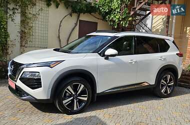 Nissan Rogue 2023
