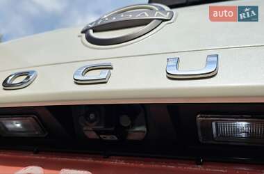 Внедорожник / Кроссовер Nissan Rogue 2023 в 