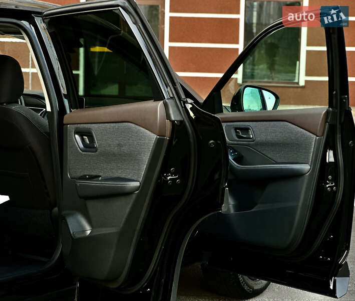 Внедорожник / Кроссовер Nissan Rogue 2022 в Умани