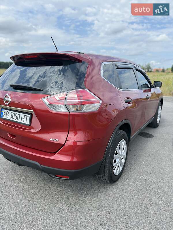 Внедорожник / Кроссовер Nissan Rogue 2016 в Виннице