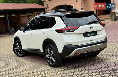Внедорожник / Кроссовер Nissan Rogue 2021 в Мукачево