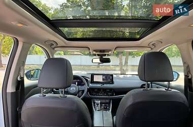 Внедорожник / Кроссовер Nissan Rogue 2024 в 