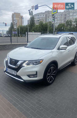 Позашляховик / Кросовер Nissan Rogue 2017 в Білій Церкві