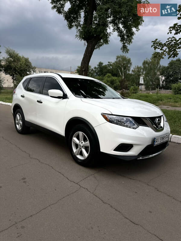 Позашляховик / Кросовер Nissan Rogue 2016 в Переяславі