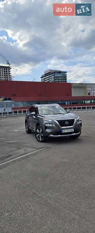 Внедорожник / Кроссовер Nissan Rogue 2023 в Днепре