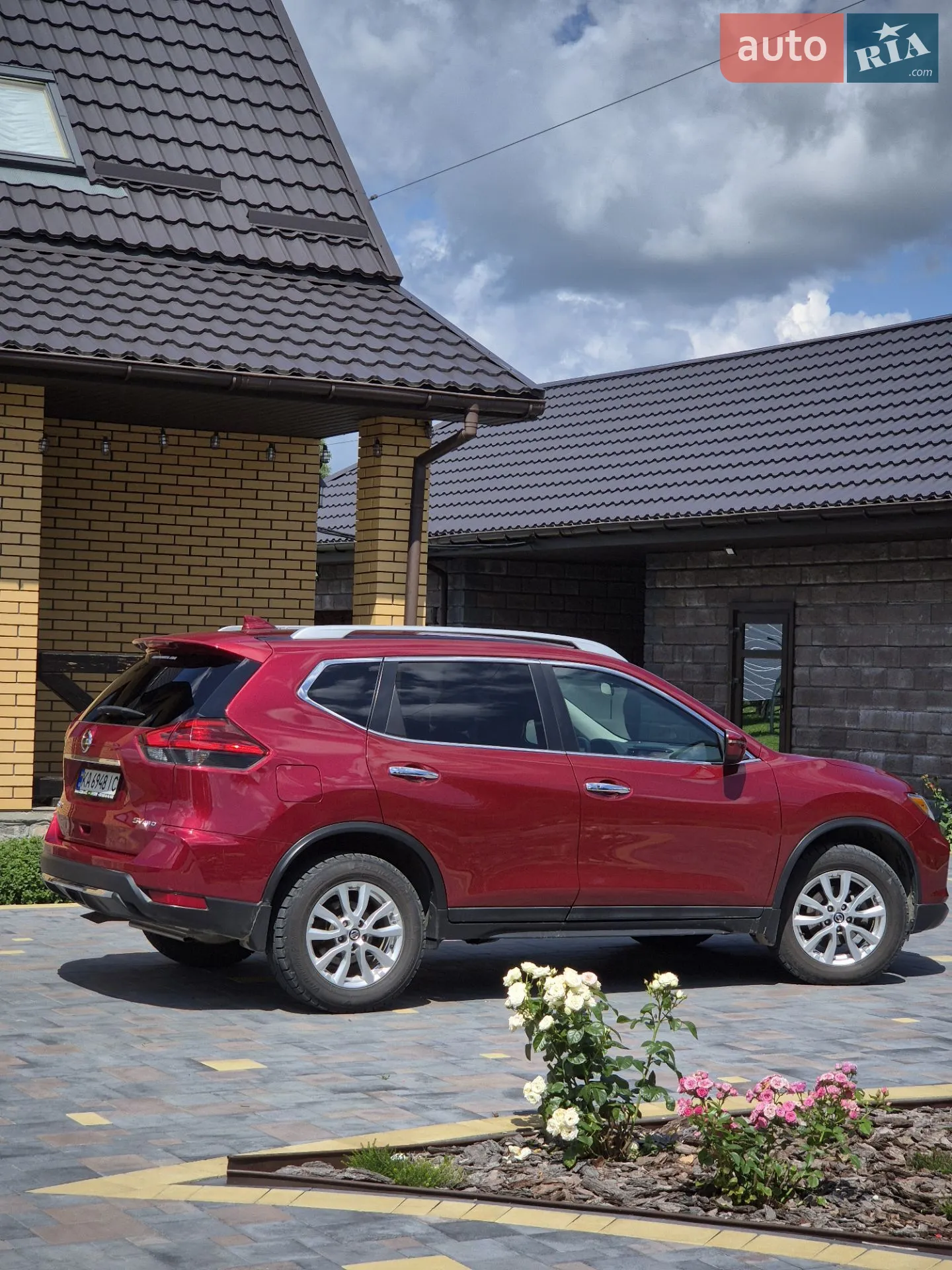 2017 Nissan Rogue - мініатюра 2