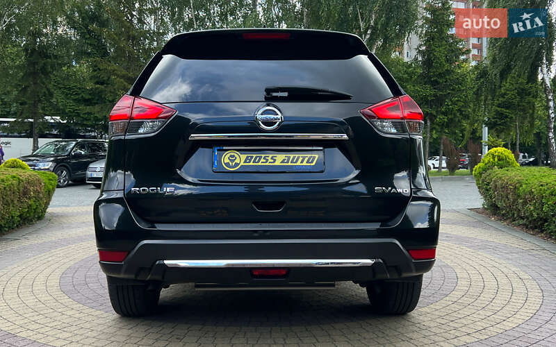 Внедорожник / Кроссовер Nissan Rogue 2017 в Львове