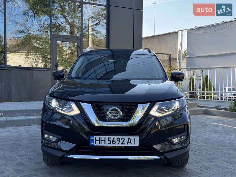 Внедорожник / Кроссовер Nissan Rogue 2018 в Одессе