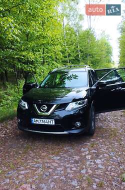 Внедорожник / Кроссовер Nissan Rogue 2014 в Житомире