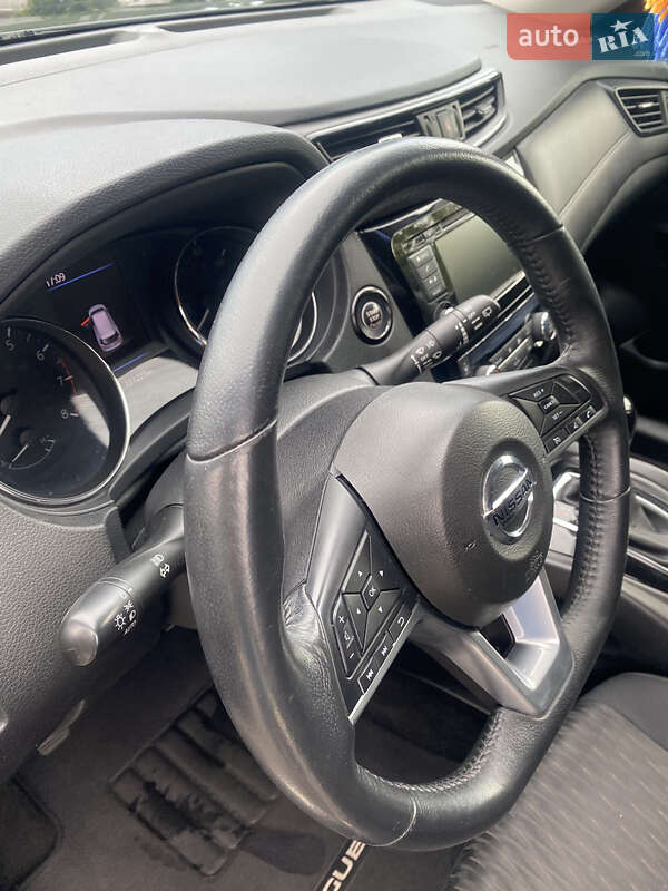 Внедорожник / Кроссовер Nissan Rogue 2018 в Киеве