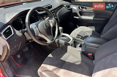 Внедорожник / Кроссовер Nissan Rogue 2015 в 
