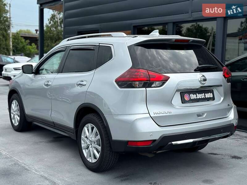 Внедорожник / Кроссовер Nissan Rogue 2019 в Ровно