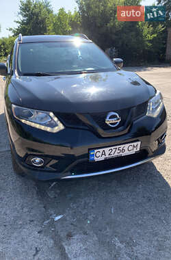 Позашляховик / Кросовер Nissan Rogue 2016 в 