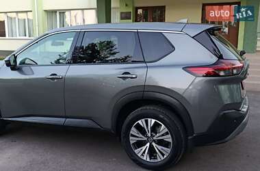 Внедорожник / Кроссовер Nissan Rogue 2021 в Виннице