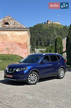 Позашляховик / Кросовер Nissan Rogue 2020 в Кременці