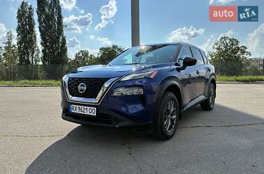 Внедорожник / Кроссовер Nissan Rogue 2021 в Харькове