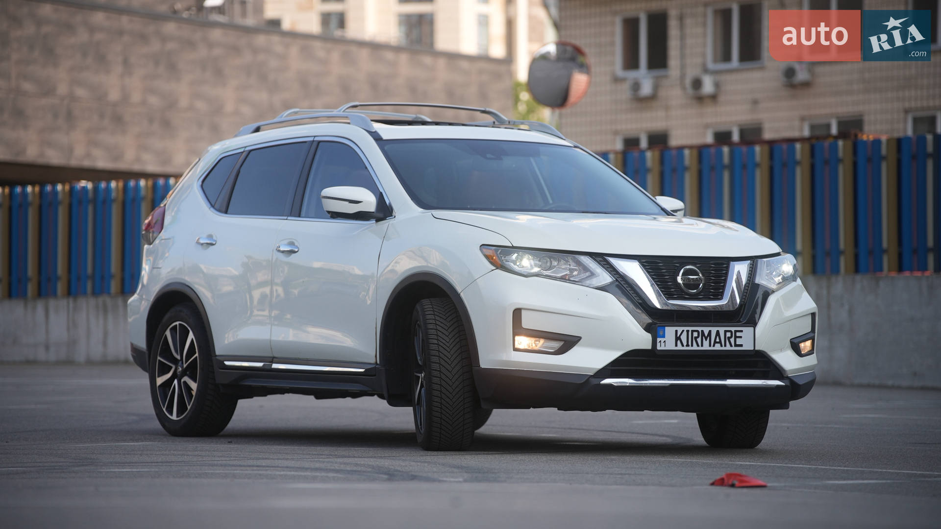 2019 Nissan Rogue - мініатюра 2