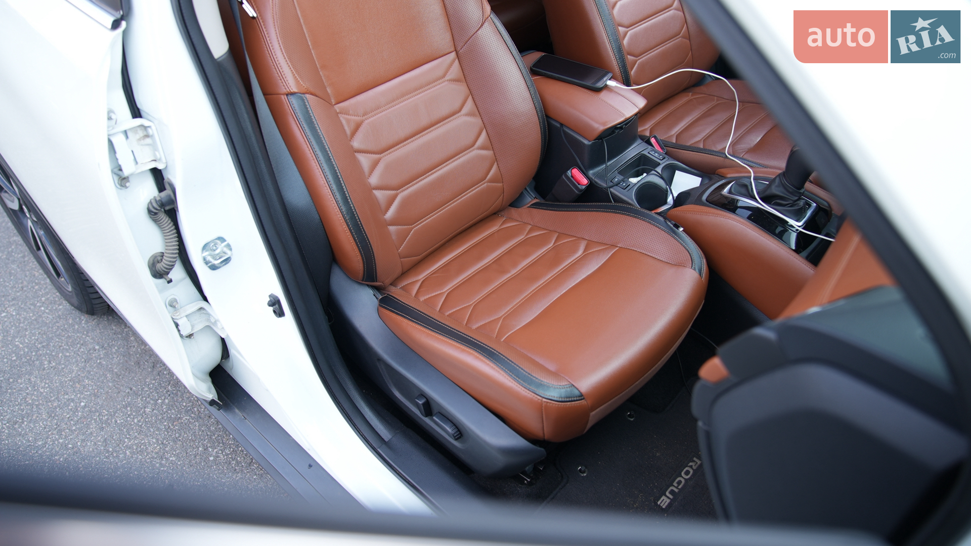 2019 Nissan Rogue - мініатюра 32