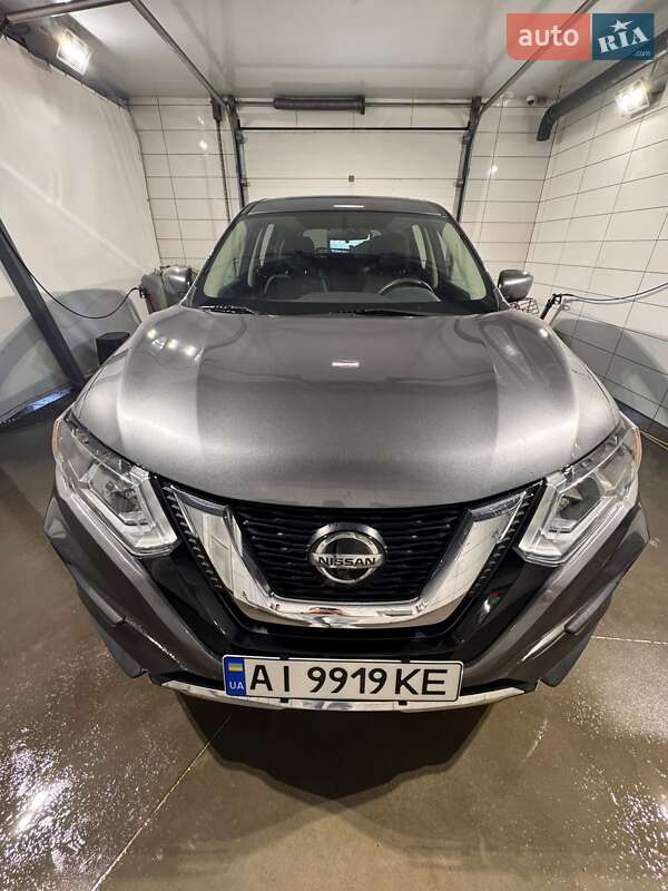 Позашляховик / Кросовер Nissan Rogue 2018 в Києві