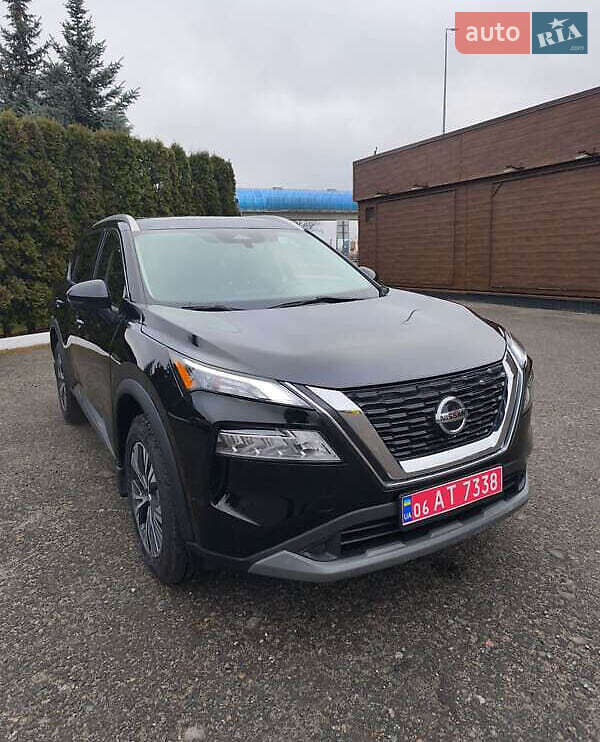 Внедорожник / Кроссовер Nissan Rogue 2021 в Виннице