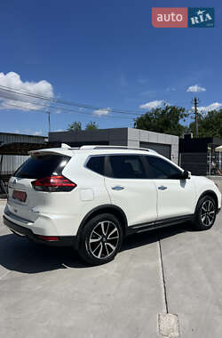 Позашляховик / Кросовер Nissan Rogue 2017 в 