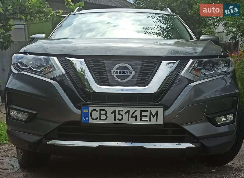 Позашляховик / Кросовер Nissan Rogue 2017 в Чернігові