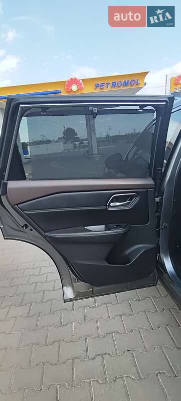 Внедорожник / Кроссовер Nissan Rogue 2021 в Одессе