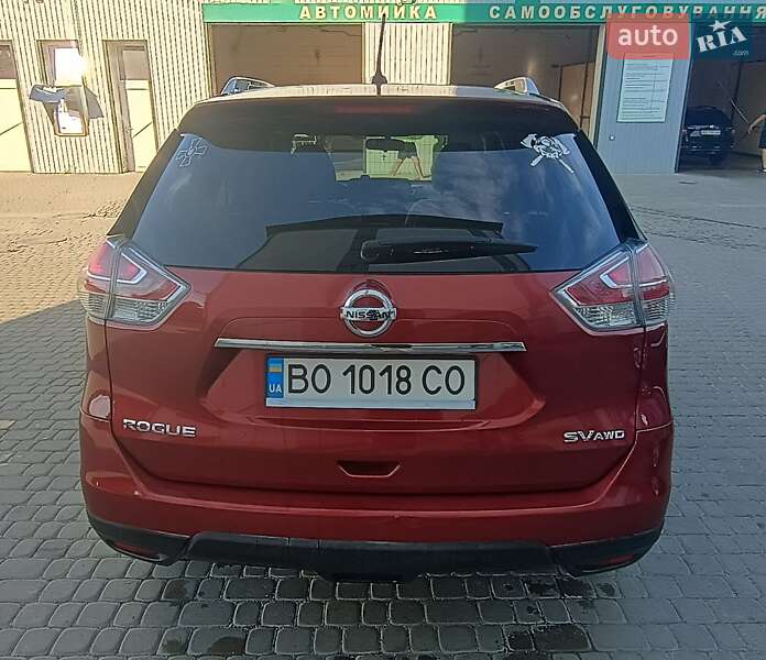 Позашляховик / Кросовер Nissan Rogue 2016 в Чорткові