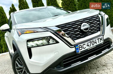 Позашляховик / Кросовер Nissan Rogue 2022 в Львові