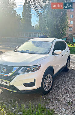 Позашляховик / Кросовер Nissan Rogue 2017 в Полтаві