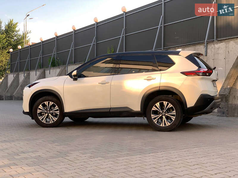Внедорожник / Кроссовер Nissan Rogue 2020 в Ивано-Франковске