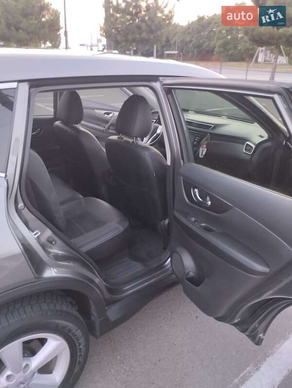 Внедорожник / Кроссовер Nissan Rogue 2015 в Одессе