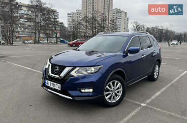 Внедорожник / Кроссовер Nissan Rogue 2019 в Киеве
