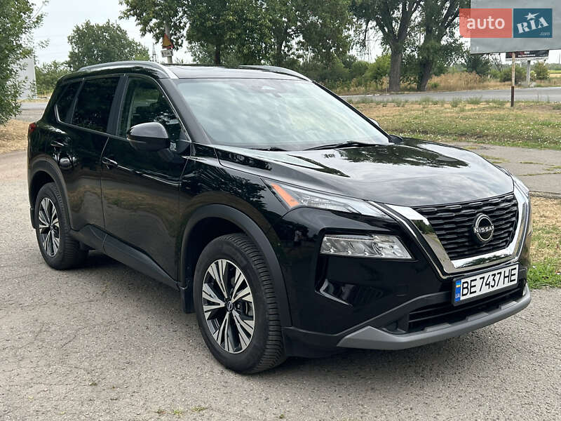 Позашляховик / Кросовер Nissan Rogue 2023 в Києві