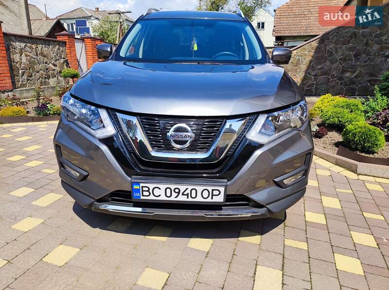 Внедорожник / Кроссовер Nissan Rogue 2018 в Жидачове