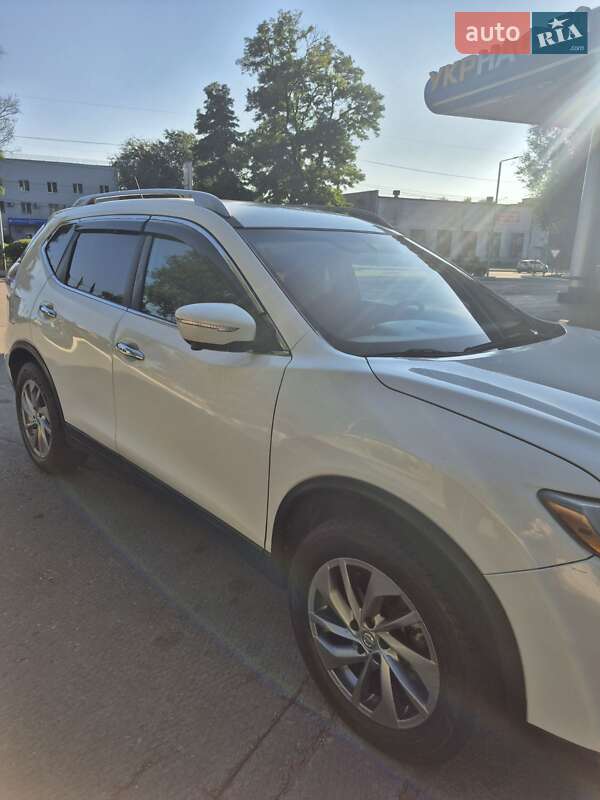 Позашляховик / Кросовер Nissan Rogue 2014 в Запоріжжі