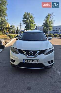Внедорожник / Кроссовер Nissan Rogue 2014 в Запорожье