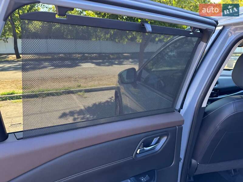 Позашляховик / Кросовер Nissan Rogue 2023 в Кривому Розі