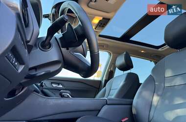 Позашляховик / Кросовер Nissan Rogue 2023 в Кривому Розі