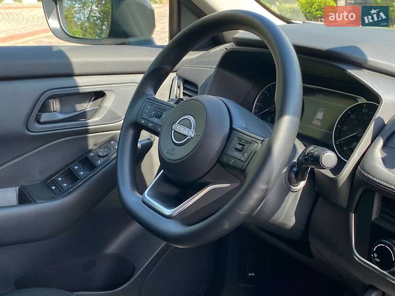 Внедорожник / Кроссовер Nissan Rogue 2024 в Киеве