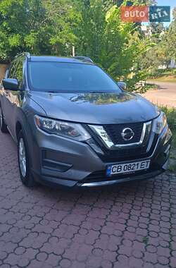 Внедорожник / Кроссовер Nissan Rogue 2017 в Чернигове