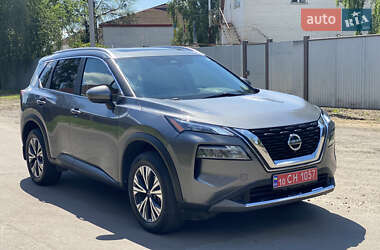 Внедорожник / Кроссовер Nissan Rogue 2023 в Киеве