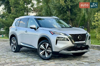 Позашляховик / Кросовер Nissan Rogue 2021 в Києві