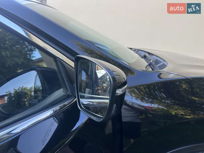 Внедорожник / Кроссовер Nissan Rogue 2018 в Каменец-Подольском