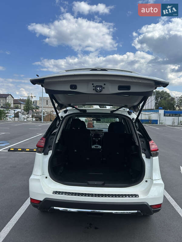 Внедорожник / Кроссовер Nissan Rogue 2018 в Киеве