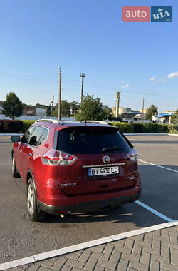 Внедорожник / Кроссовер Nissan Rogue 2015 в 