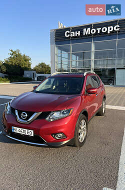 Внедорожник / Кроссовер Nissan Rogue 2015 в 