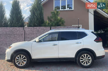 Внедорожник / Кроссовер Nissan Rogue 2019 в Днепре