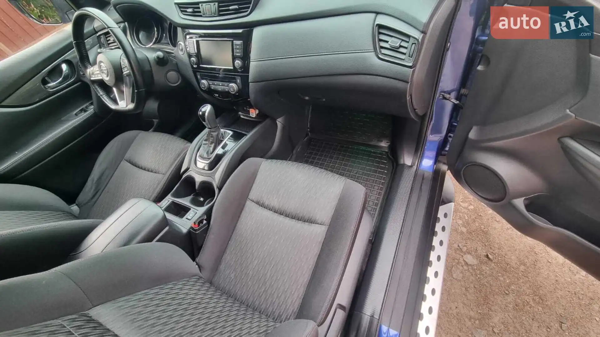 2019 Nissan Rogue - мініатюра 3