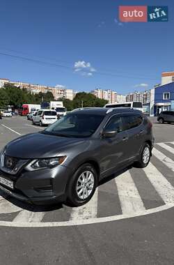 Внедорожник / Кроссовер Nissan Rogue 2017 в Хмельницком